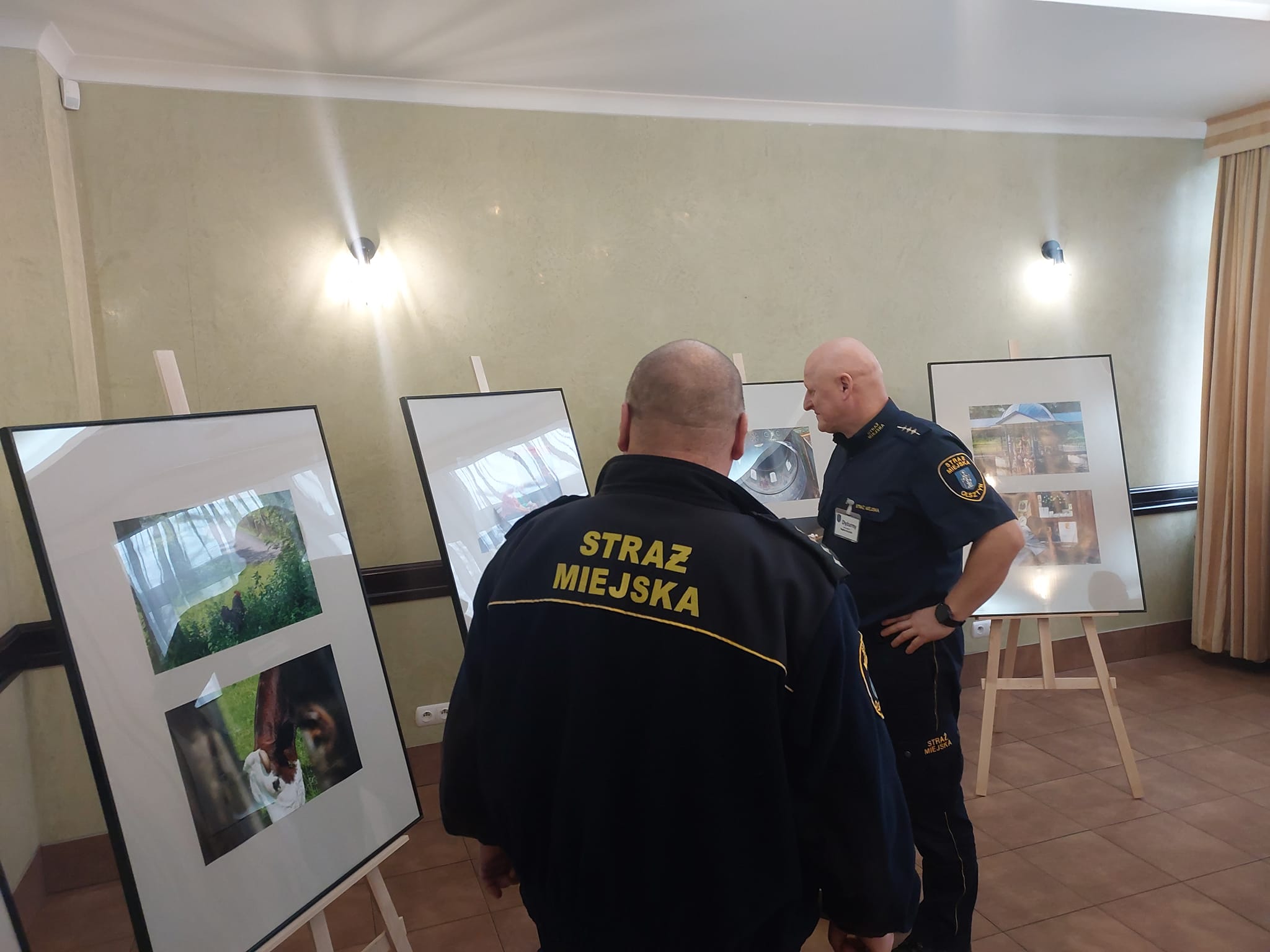 Фотографии из идиллической, красочной и мирной Украины 2019 года.